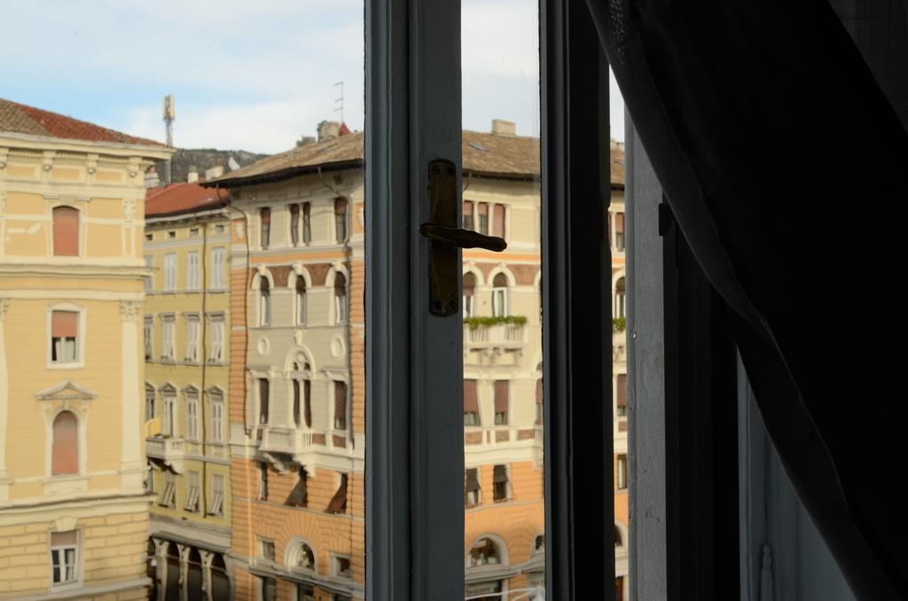 Le Cupole Di Trieste Exteriör bild